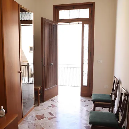 Casa Mia, Vacanze